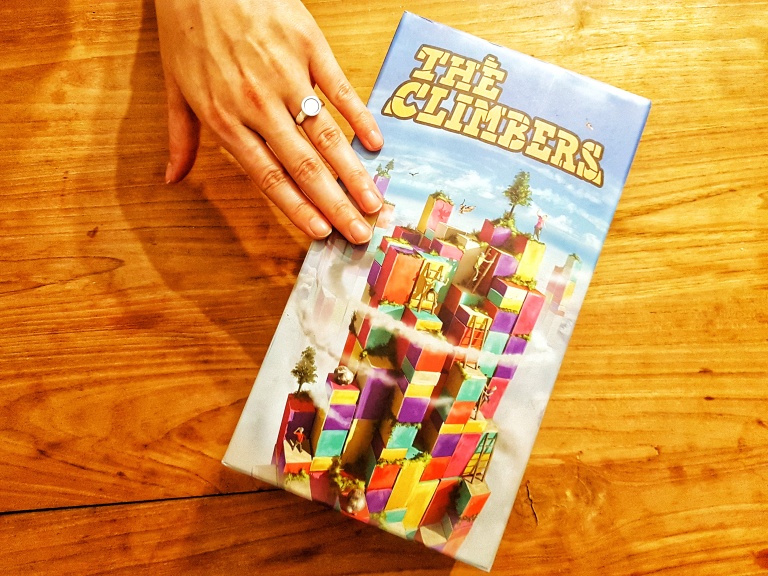 hands on board game review of the Climbers by Capstone Games and Simply Complex Boxcover